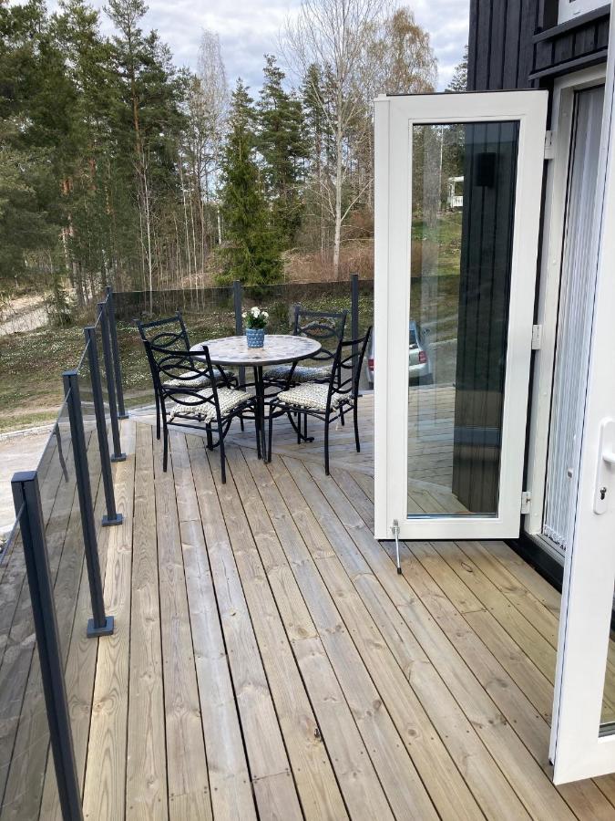 Cabin In The Woods, Close To Lake Maelaren Eskilstuna Kültér fotó